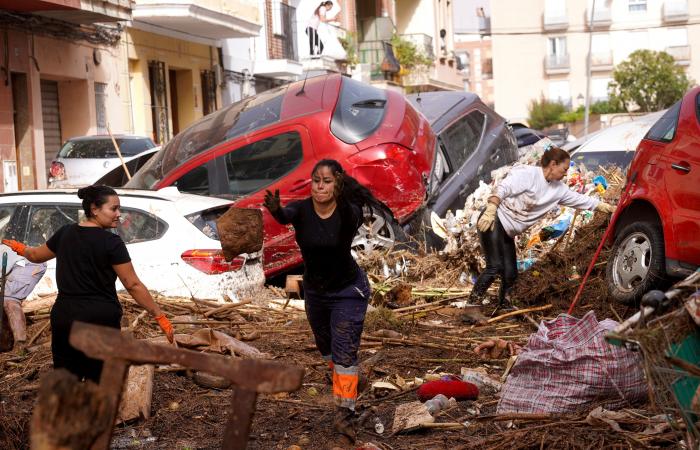 Las últimas inundaciones en España: Víctimas ‘atrapadas como ratas’ y 63 muertos tras un año de lluvias que caen en 8 horas en Valencia