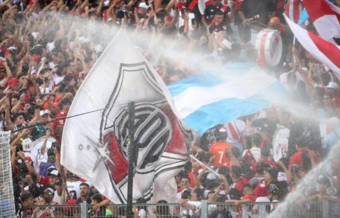 ¡El ambiente del siglo en River Plate por la semifinal de la Copa Libertadores!