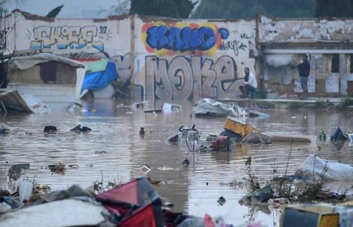 Las espectaculares inundaciones en España se convierten en tragedia: el número de muertos asciende a 63, más de 13.000 belgas se encuentran en la región