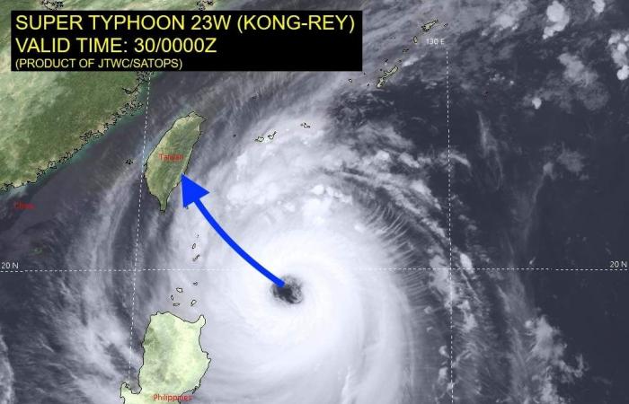 El supertifón Kong-Rey se dirige hacia Taiwán (30 de octubre de 2024)