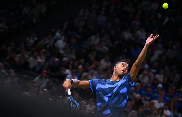 Cómo Giovanni Mpetshi Perricard, el nuevo fenómeno del tenis francés, perfeccionó su formidable servicio