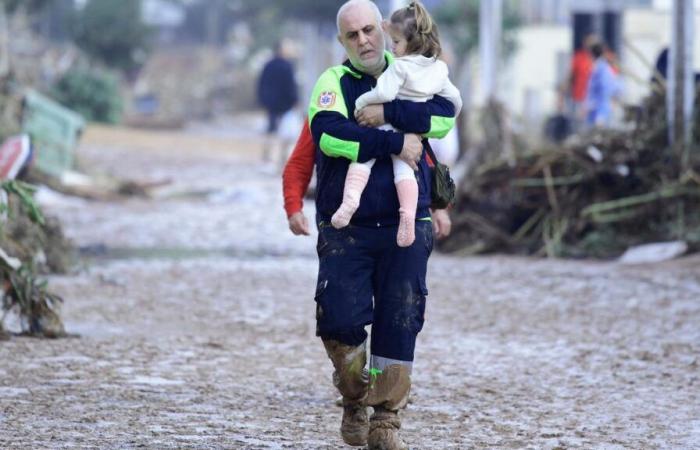 Inundaciones en España: al menos 52 muertos, habla el presidente del Gobierno, Pedro Sánchez