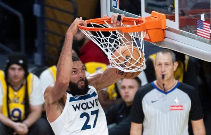 Rudy Gobert discreto y golpeado, Nikola Jokić se incendia