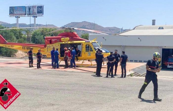 Alicante envía un helicóptero, un barco y especialistas en rescates para apoyar a Valencia