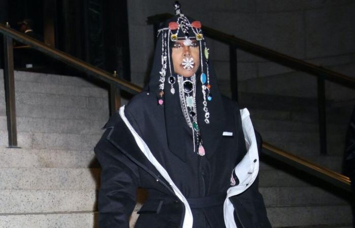 ¿Quién es Erykah Badu, la inspiración de la moda que ganó el Fashion Icon Award?