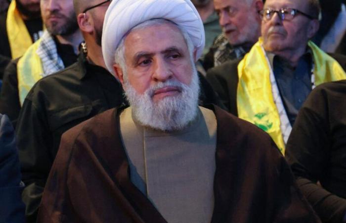 El nuevo líder de Hezbollah “promete continuidad”; Israel bombardea la región de Baalbek en el noreste del Líbano