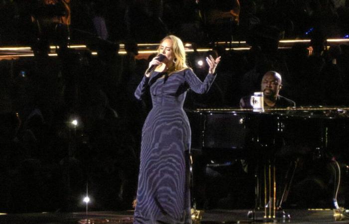 Adele rompe a llorar al ver a Celine Dion en uno de sus conciertos