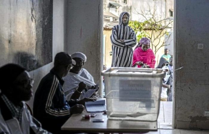 En Senegal, elecciones legislativas anticipadas de alto riesgo