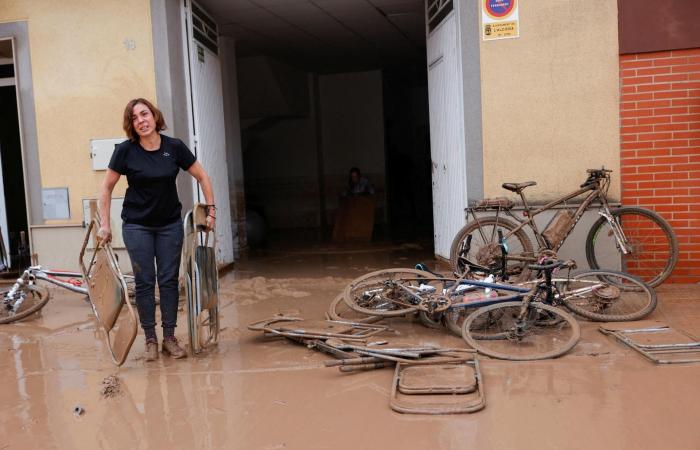 Imágenes de las “inundaciones del siglo” en Valencia, que sumieron a la región en el caos