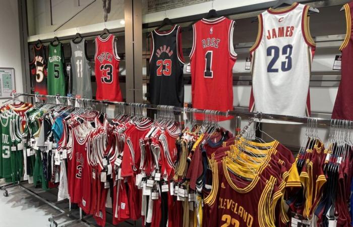 Estas camisetas de culto de fútbol y baloncesto se venderán en el centro comercial Muse de Metz