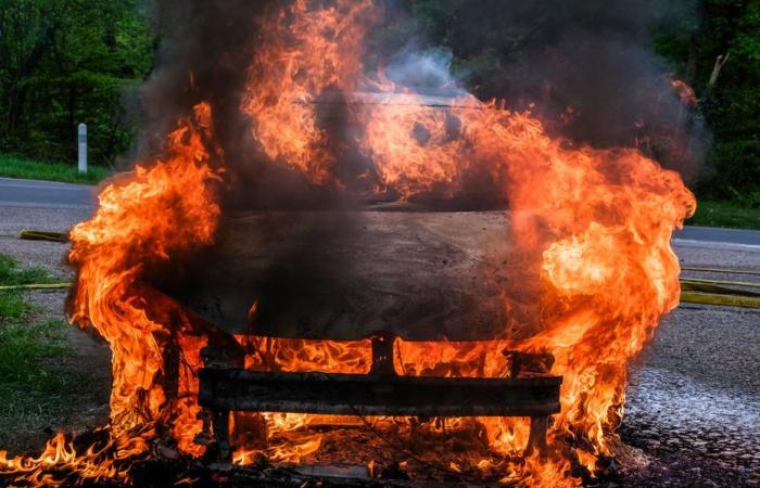 Se quemaron los coches de dos entrenadores del club Colomiers