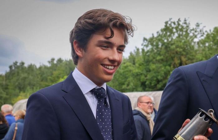 Aymeric de Bélgica abandona su escuela militar