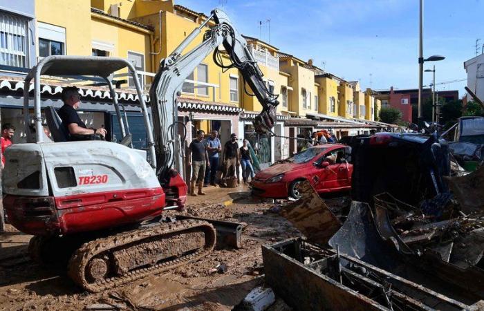 Inundaciones mortales en España: “Muchos coches están vacíos pero otros tienen ocupantes”… El impactante testimonio de un alcalde