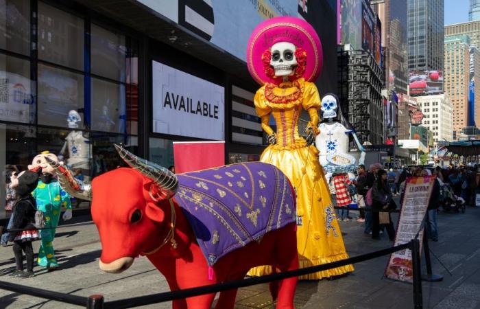 City Life Org – Celebración del Día de Muertos en Times Square