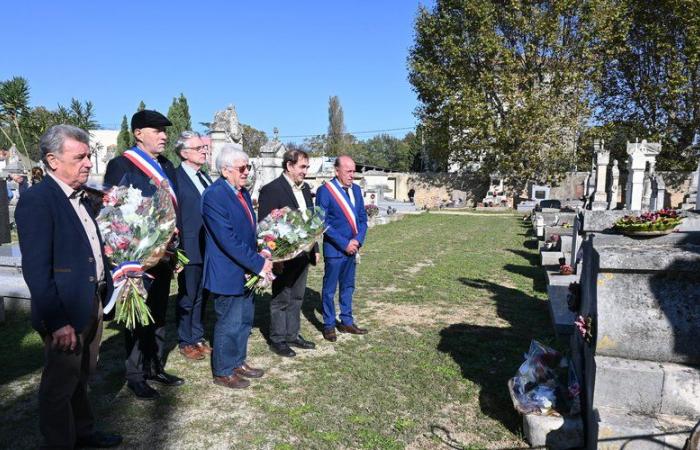 Los antiguos alcaldes de la ciudad de Bagnols-sur-Cèze homenajeados en el día de Todos los Santos