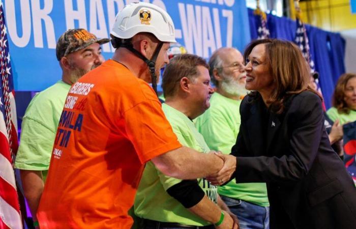 Kamala Harris y Donald Trump compiten por el voto de los trabajadores en el ‘Rust Belt’