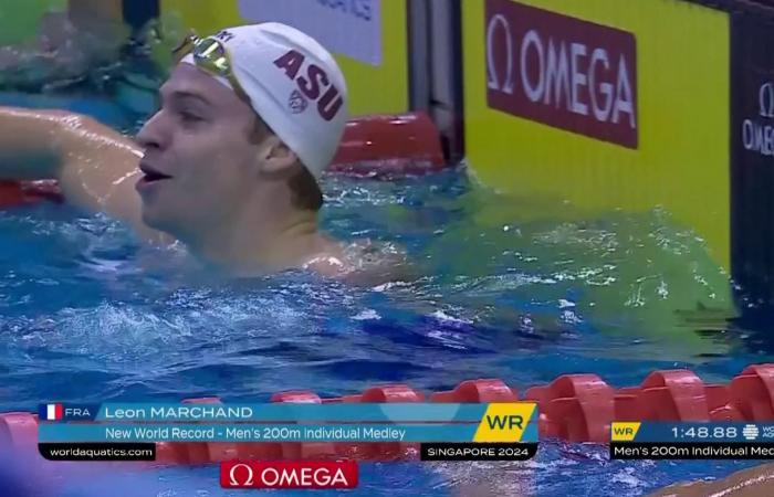 Léon Marchand bate el récord mundial de los 200 metros combinados en piscina corta