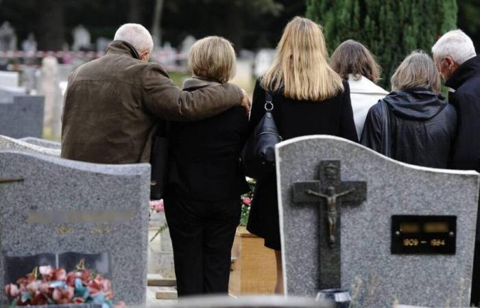 inventario de instalaciones funerarias en Sarthe