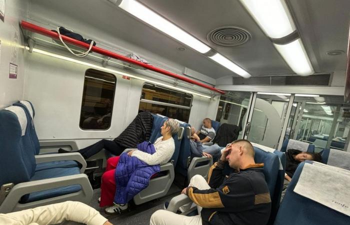 Testimonios. “Tuvimos suerte”, deportistas del Norte se refugian en un tren durante las inundaciones en Valencia, España