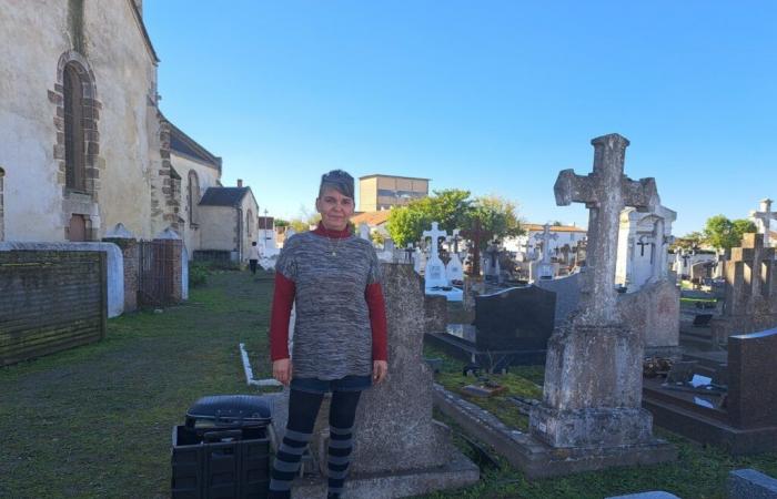 Audrey mantiene las tumbas en Vendée