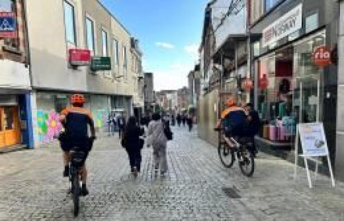 Aquí están las tiendas abiertas en Mons-Borinage durante este día festivo.