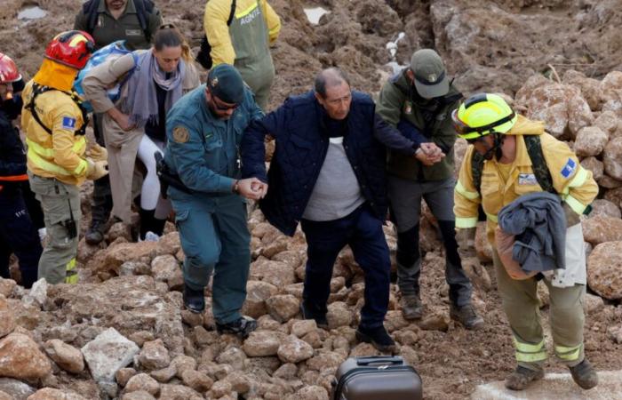 158 muertos según un nuevo informe de los servicios de emergencia