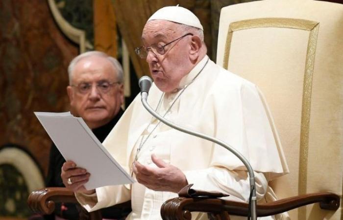 El Papa, a los medios vaticanos: ‘Verdad, justicia, paz’