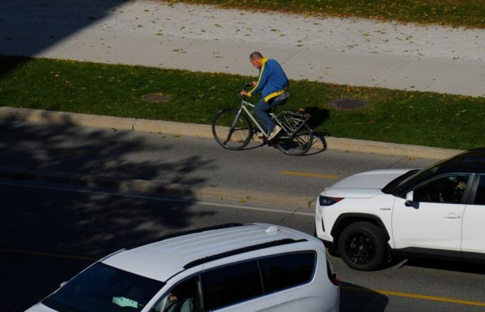 El gobierno de Ford comienza a trabajar para eliminar los carriles para bicicletas de Bloor, Yonge y la Universidad