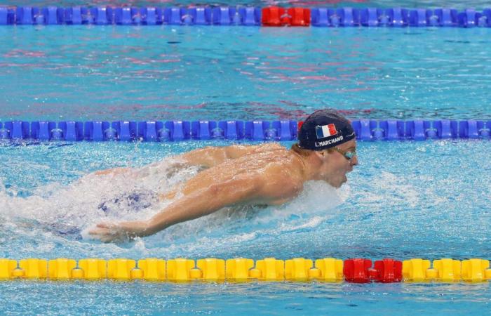 Léon Marchand bate el récord mundial en los 200 metros combinados