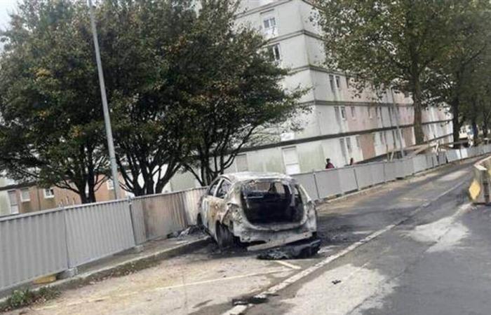 En Brest, coche incendiado y fuego de mortero en el barrio de Bellevue durante la noche de Halloween