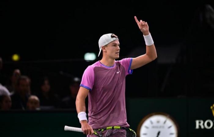 Holger Rune se une a Alexander Zverev en las semifinales del Rolex Paris Masters