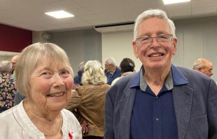 Esta pareja de jubilados ingleses se “despidió” de este pequeño pueblo de Lot-et-Garonne