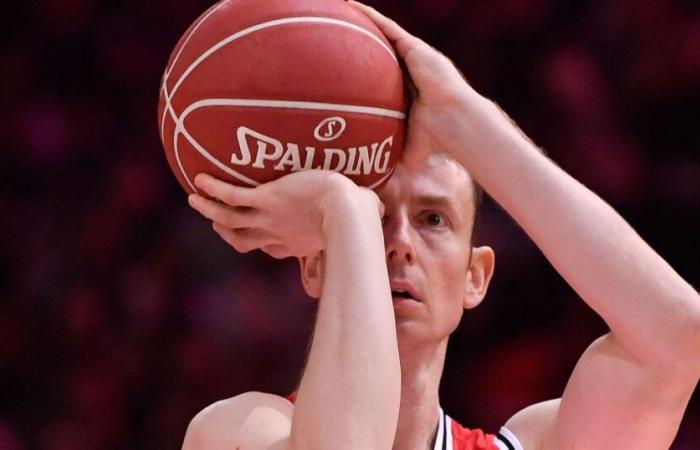 Baloncesto: Nicolas Lang se convierte en el poseedor del récord de 3 puntos anotados en el campeonato francés