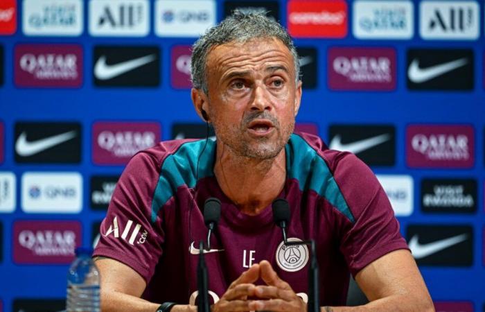 Luis Enrique cuestiona los cierres de gradas