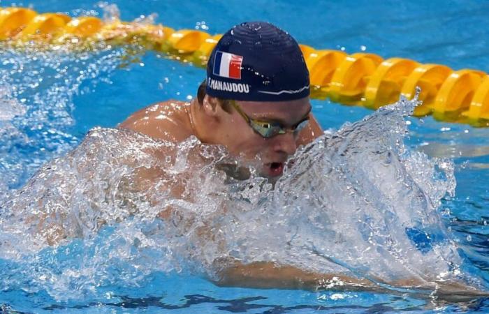 Léon Marchand gana los 400 m combinados y finaliza segundo en los 200 m estilo libre en Singapur