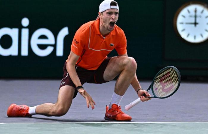 Humbert-Khachanov: ¿a qué hora y en qué canal de televisión ver la semifinal del Rolex Paris Masters en Bercy?