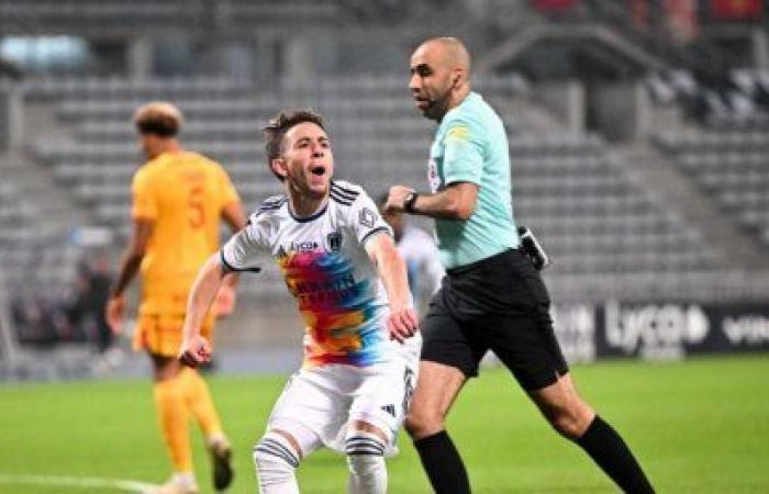 Paris FC neutralizado en un partido loco, Lorient cae ante Clermont