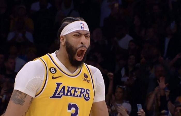 Los Lakers dominan Toronto, Anthony Davis ultradominante