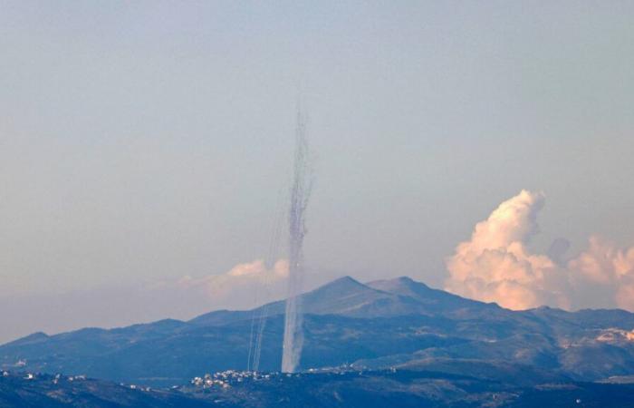 Israel informa 19 heridos por cohete de Hezbolá en el centro del país