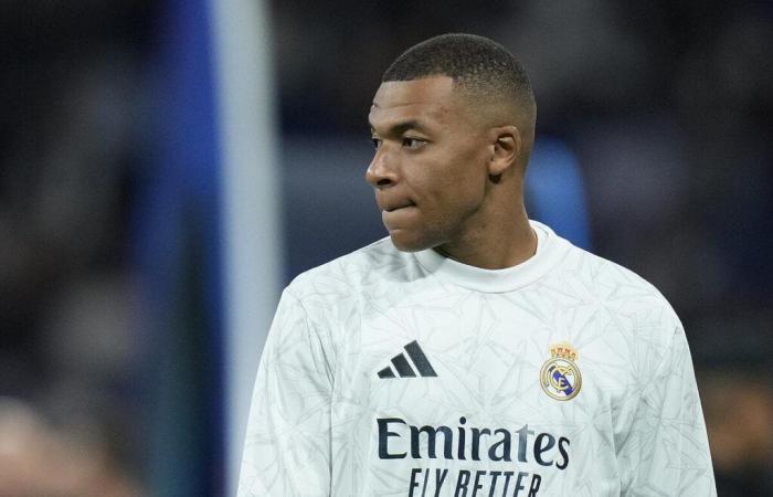 Real: Pérez se enfada, Mbappé se paseará por el banquillo