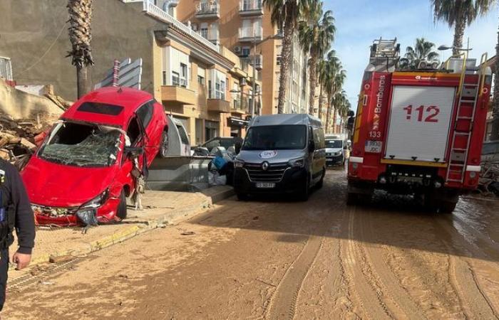 “La situación es tan dramática que el personal no puede hacerle frente”, afirma el responsable de una ONG francesa de extinción de incendios