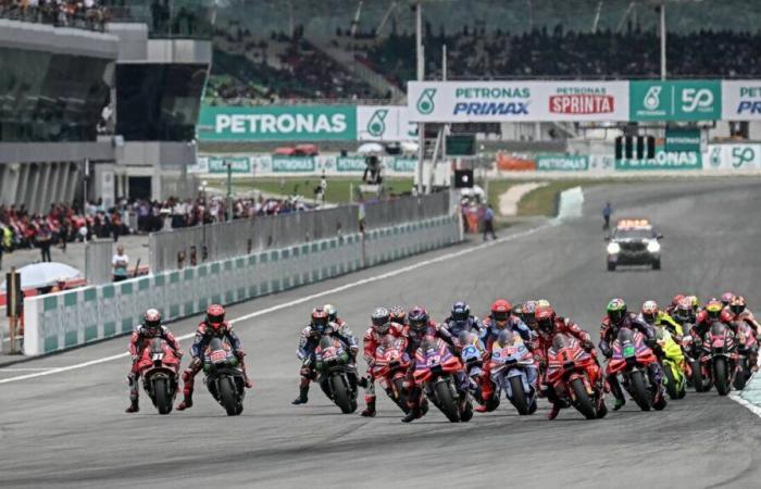 Francesco Bagnaia se retira tras una caída… Sigue la carrera sprint del GP de Malasia