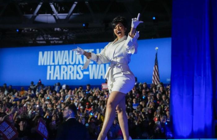 Mire el poderoso discurso de Cardi B en el mitin de Milwaukee de Kamala Harris