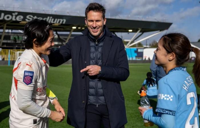 Yamashita disfruta de la oportunidad de jugar en el Etihad