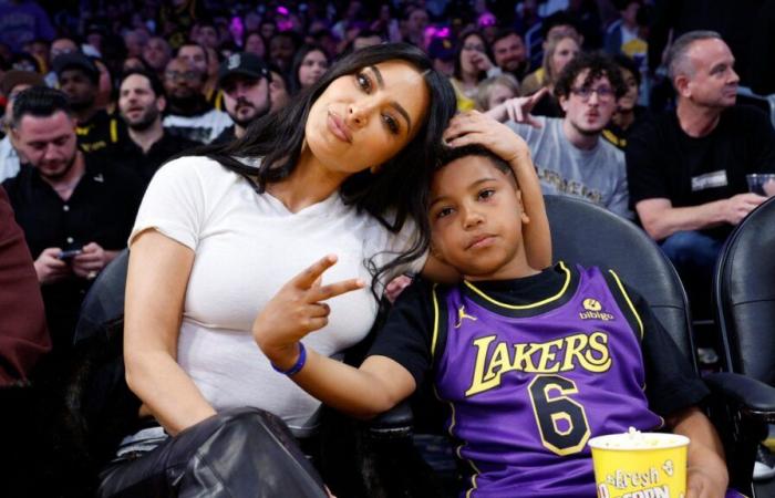 Kim Kardashian elimina el canal de YouTube de su hijo después de publicaciones anti-Kamala Harris