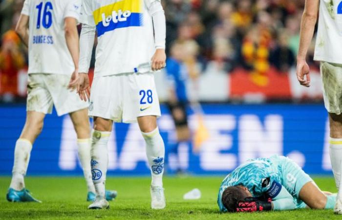 El partido entre Unión y Mechelen degenera (fotos)