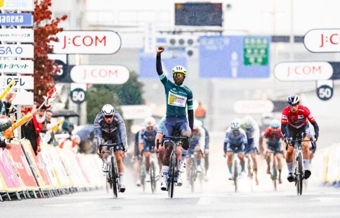 Saitama Critérium: Biniam Girmay el conquistador