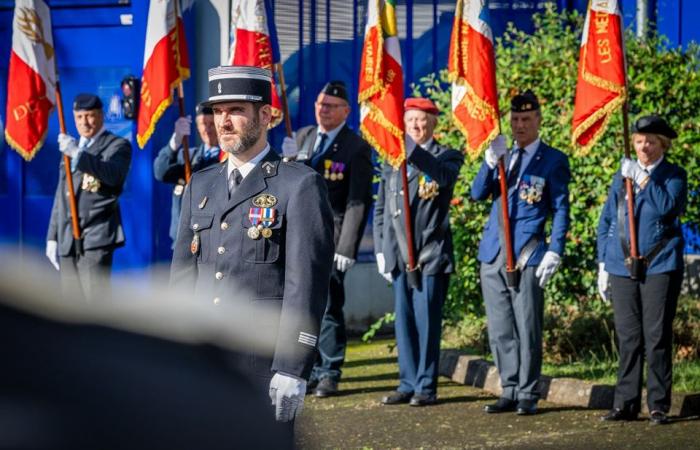 El líder de escuadrón Pierre-Yves Tivollier asume oficialmente su cargo