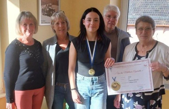 Saint-Maurice-sur-Moselle – Charline Bealle, ganadora del concurso nacional “Uno de los mejores aprendices de Francia”.