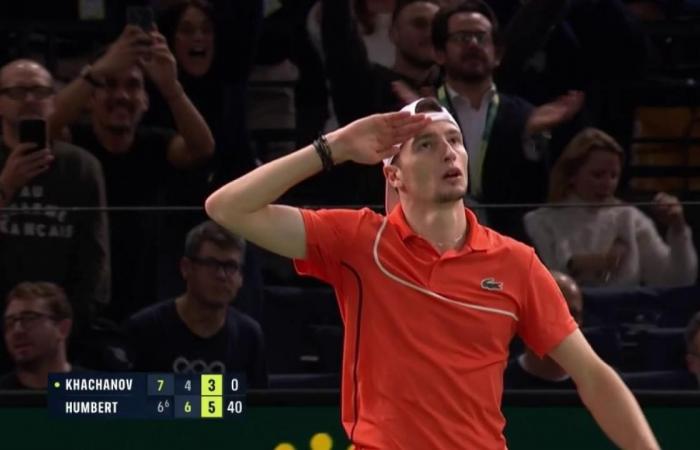 Ugo Humbert gana la primera final de su carrera tras derrotar a Karen Khachanov